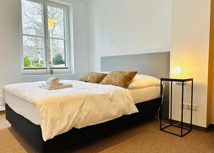 Ahorn Apartment- 4 Personen- Waschmaschine- Parkplatz * Wolfsburg